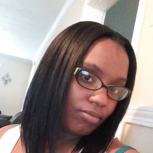 Meet your Posher, Lashara